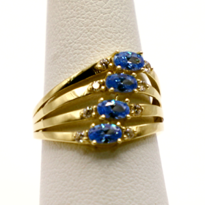 Woman ring with blue stone